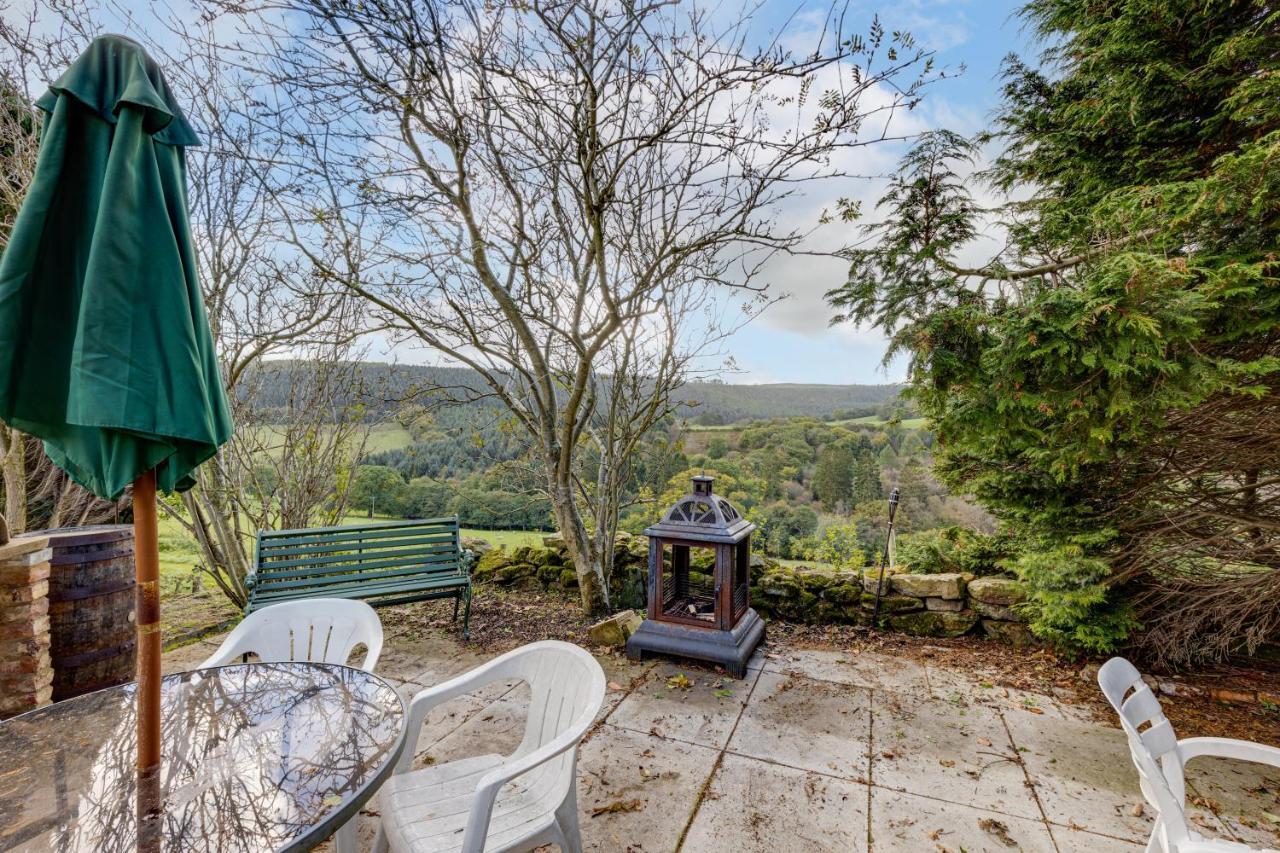 Family Country Cottage With A Private Valley View Скарборо Экстерьер фото