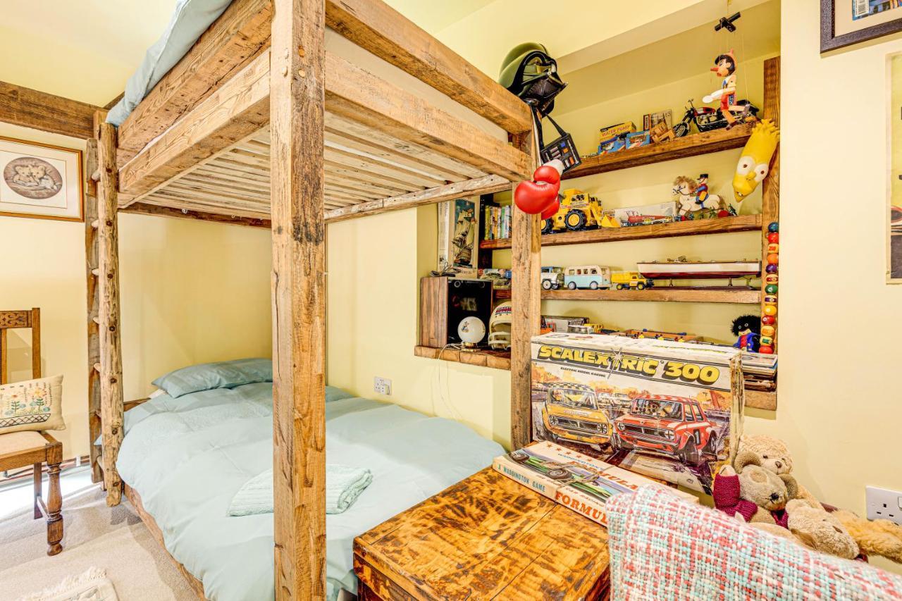 Family Country Cottage With A Private Valley View Скарборо Экстерьер фото
